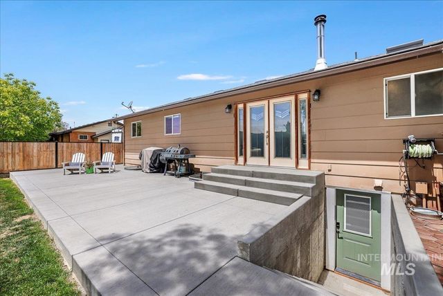 1011 Filer Ave W, Twin Falls, ID 83301