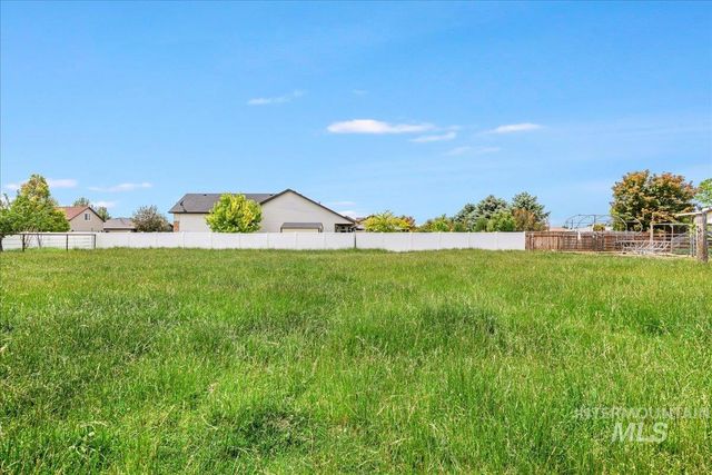 1011 Filer Ave W, Twin Falls, ID 83301
