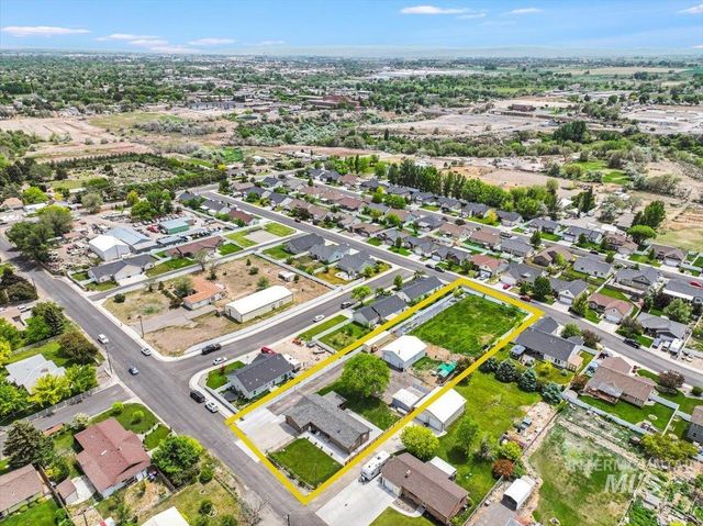 1011 Filer Ave W, Twin Falls, ID 83301