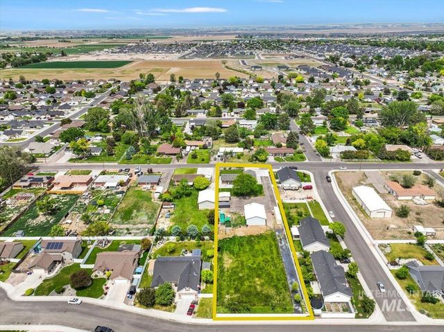 1011 Filer Ave W, Twin Falls, ID 83301