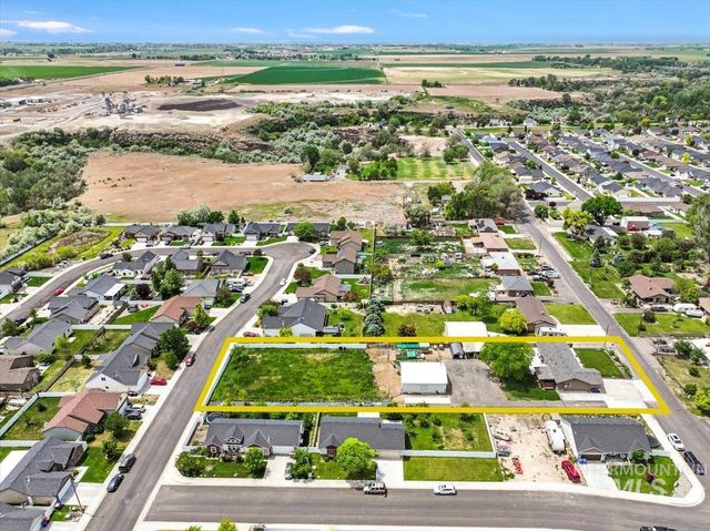 1011 Filer Ave W, Twin Falls, ID 83301