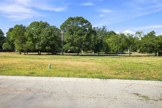134 Dove Meadow Lane, Glen Rose, TX 76043