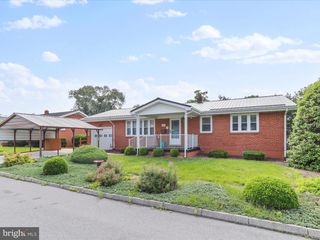 1325 LYNMAR ST, Keyser, WV 26726