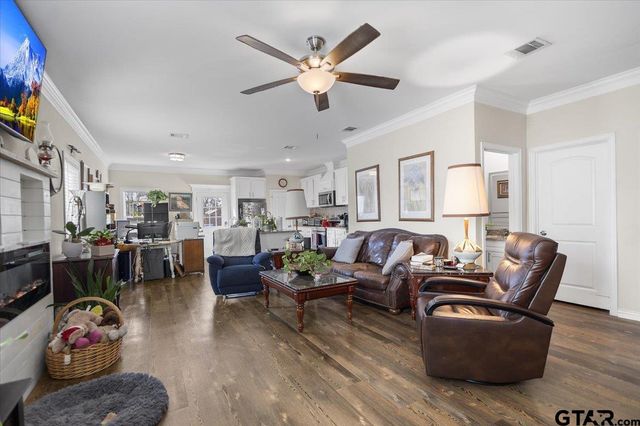 1104 W Park St, Tyler, TX 75702