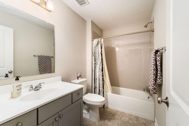 612 Ludham Trail, Pickerington, OH 43147