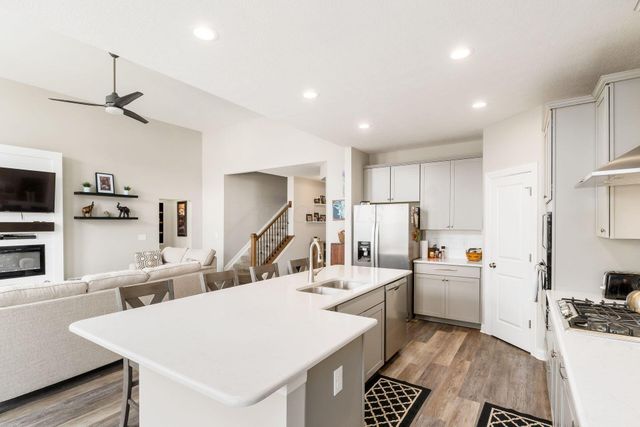 612 Ludham Trail, Pickerington, OH 43147