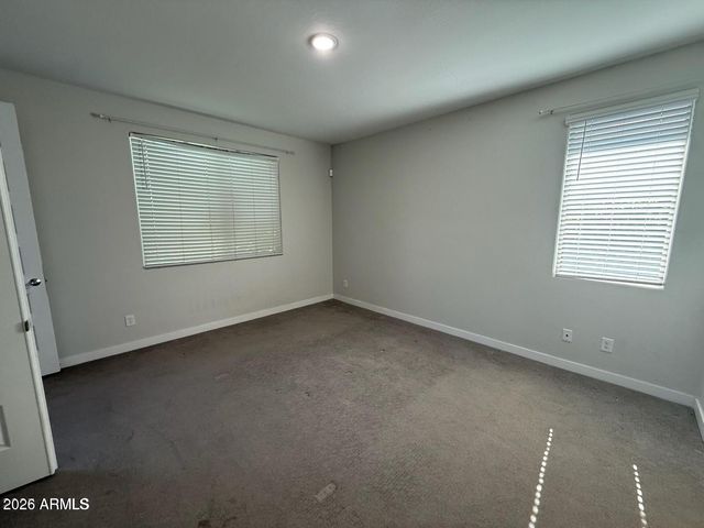 327 W Tamarack Drive, San Tan Valley, AZ 85140