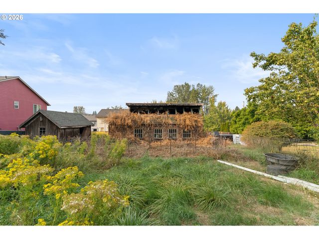 1949 Se ORIENT Dr, Gresham, OR 97080