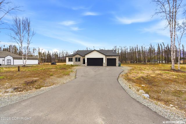703 W Birdnest Drive, Wasilla, AK 99654