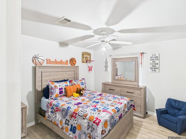 18071 Manchac Place Dr, Prairieville, LA 70769