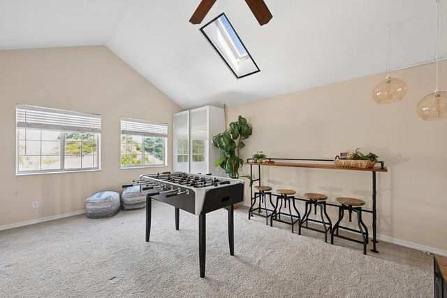 704 Quail Hill Ct, Auburn, CA 95603