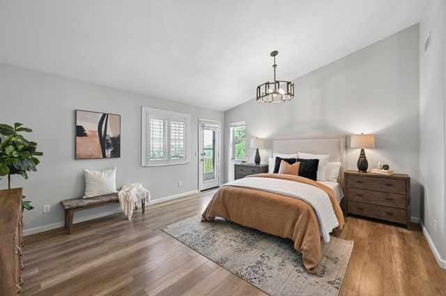 704 Quail Hill Ct, Auburn, CA 95603