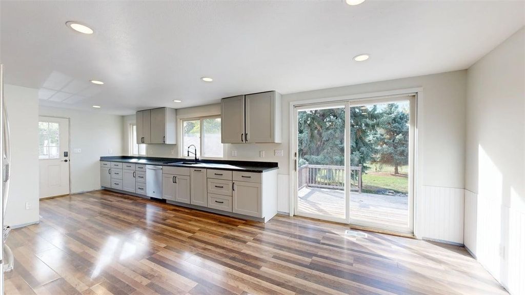8834 Danford Avenue, Billings, MT 59101 photo 4