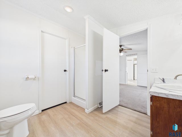 908 N Irene Pl Place, Sioux Falls, SD 57107