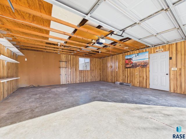 908 N Irene Pl Place, Sioux Falls, SD 57107