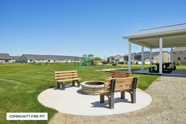 518 Jubilee Drive, Northfield Township, MI 48189