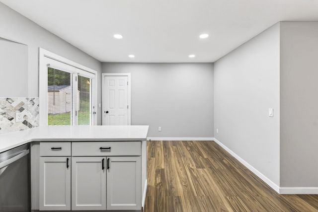122 ROSEBUD Lane, Council Bluffs, IA 51503