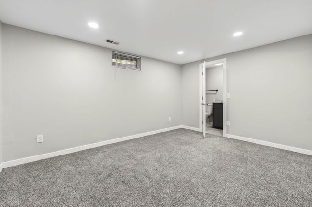 122 ROSEBUD Lane, Council Bluffs, IA 51503