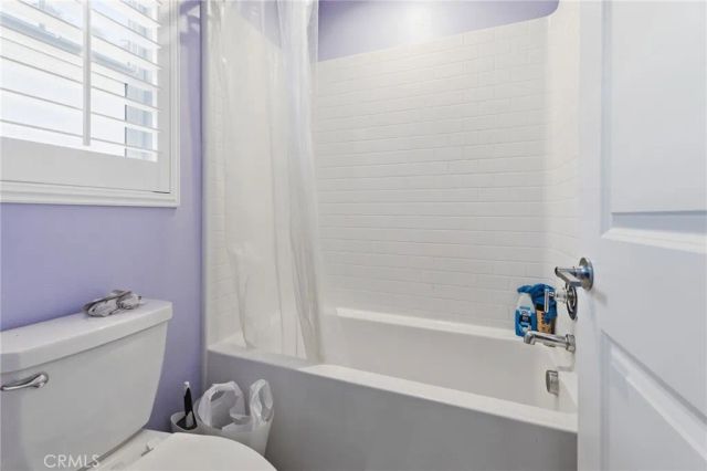 16049 Narni, Fontana, CA 92336