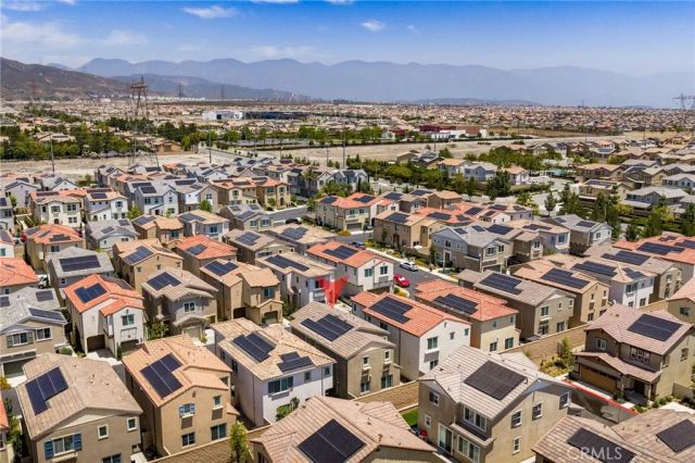 16049 Narni, Fontana, CA 92336