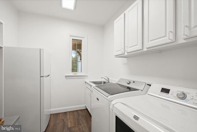 1404 WYNHURST LN, Vienna, VA 22182