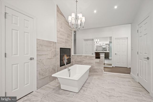 1404 WYNHURST LN, Vienna, VA 22182