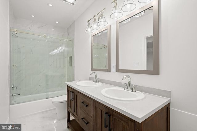 1404 WYNHURST LN, Vienna, VA 22182