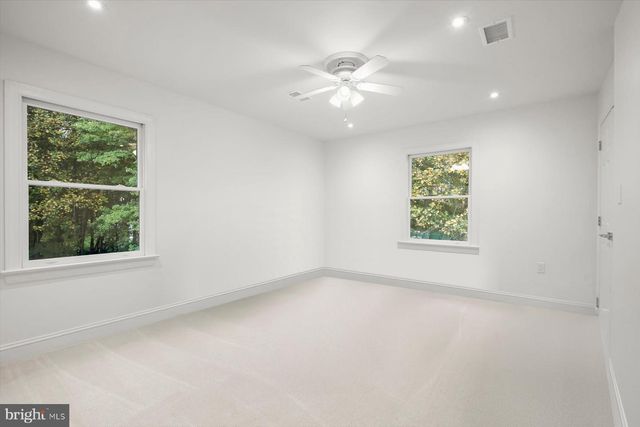 1404 WYNHURST LN, Vienna, VA 22182