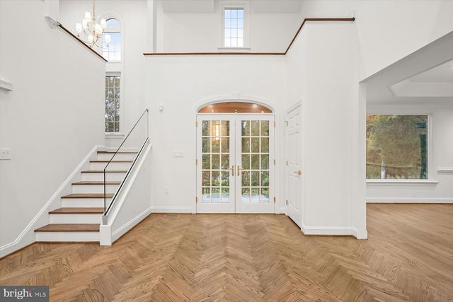 1404 WYNHURST LN, Vienna, VA 22182