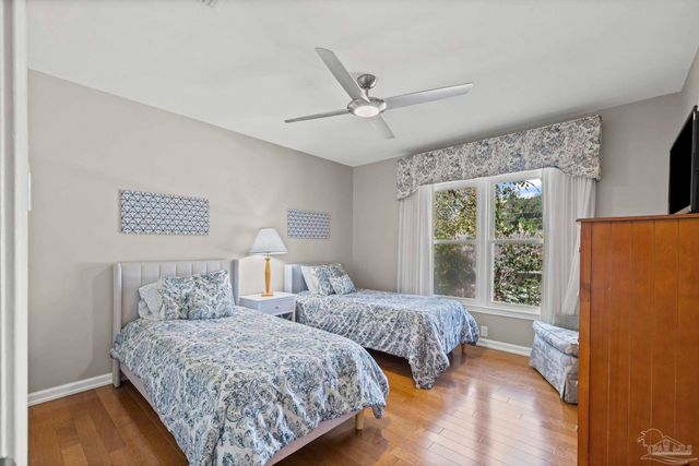 129 Country Club Rd, Pensacola, FL 32507