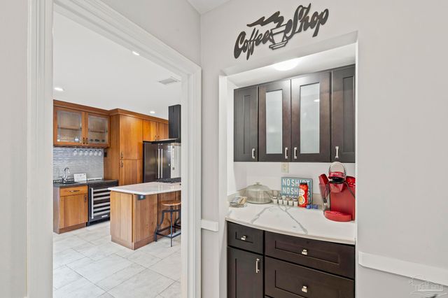 129 Country Club Rd, Pensacola, FL 32507