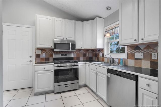 325 Barefoot Road, Fayetteville, NC 28306