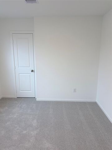 18712 Loom Drive, Conroe, TX 77306