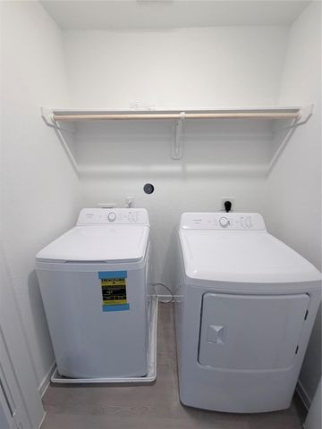 18712 Loom Drive, Conroe, TX 77306