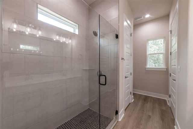 625 Birch LN, Cottonwood Shores, TX 78657