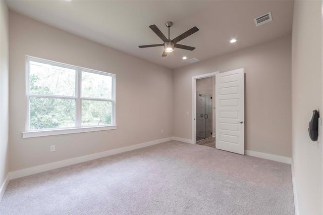 625 Birch LN, Cottonwood Shores, TX 78657