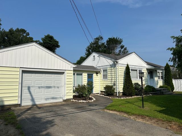 79 Cross Rd., Dartmouth, MA 02747