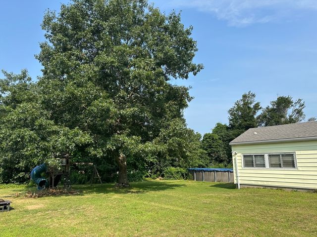 79 Cross Rd., Dartmouth, MA 02747