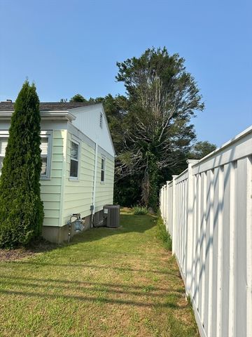 79 Cross Rd., Dartmouth, MA 02747