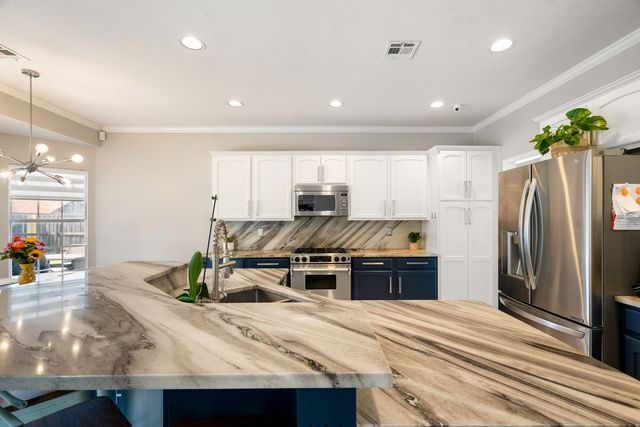 1432 N Yellowood Avenue, Broken Arrow, OK 74012