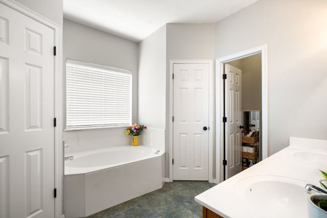 1432 N Yellowood Avenue, Broken Arrow, OK 74012