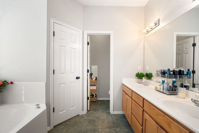 1432 N Yellowood Avenue, Broken Arrow, OK 74012