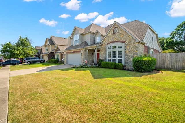 1432 N Yellowood Avenue, Broken Arrow, OK 74012