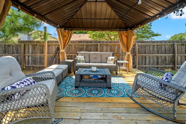 1432 N Yellowood Avenue, Broken Arrow, OK 74012