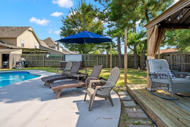 1432 N Yellowood Avenue, Broken Arrow, OK 74012