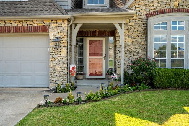 1432 N Yellowood Avenue, Broken Arrow, OK 74012