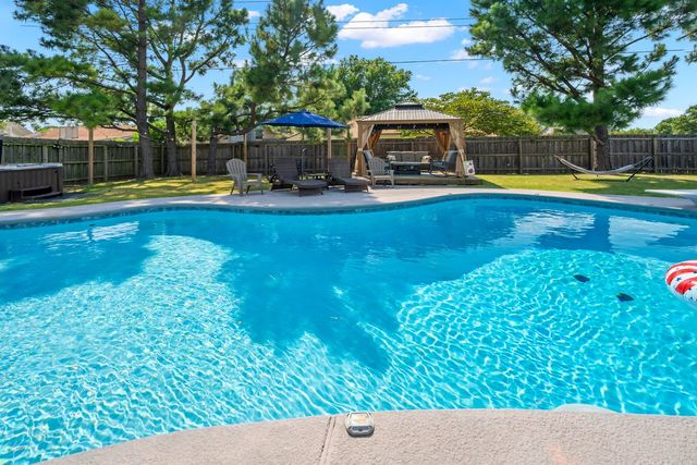 1432 N Yellowood Avenue, Broken Arrow, OK 74012