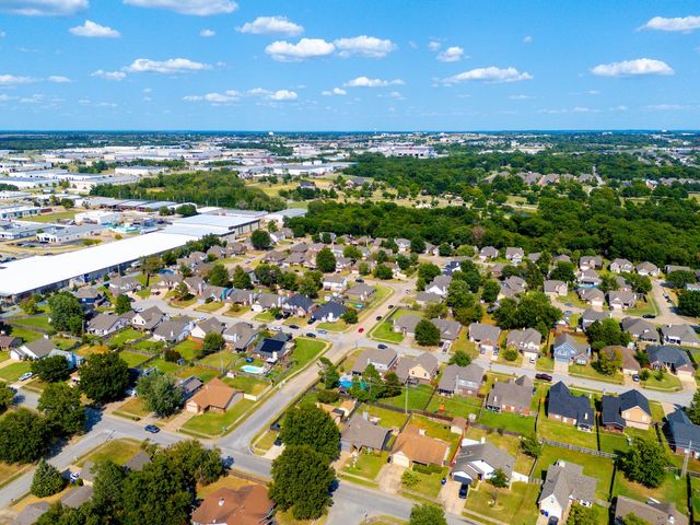 1432 N Yellowood Avenue, Broken Arrow, OK 74012