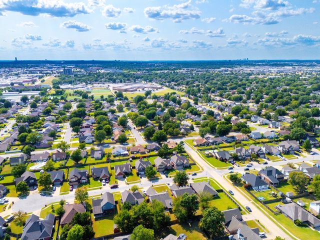 1432 N Yellowood Avenue, Broken Arrow, OK 74012