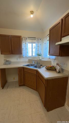 1611 S Callaghan Rd., San Antonio, TX 78227